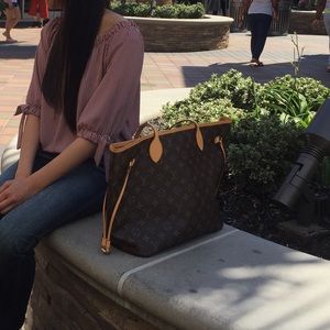 Louis Vuitton Neverfull MM Monogram